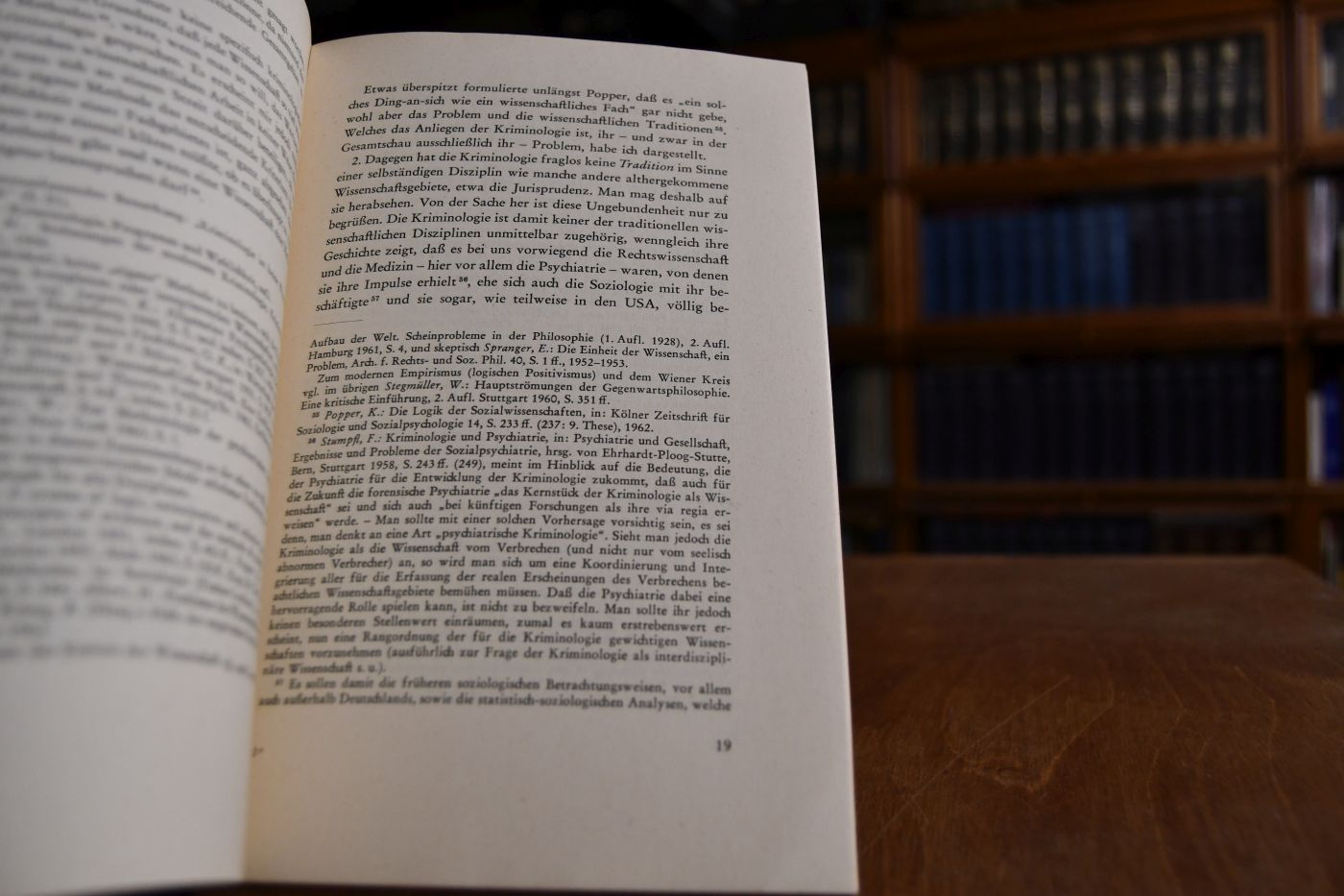 Die gegenwärtige Situation der Kriminologie. Antrittsvorlesung an der Universität Tübingen gehalten am 3. Dezember 1963.