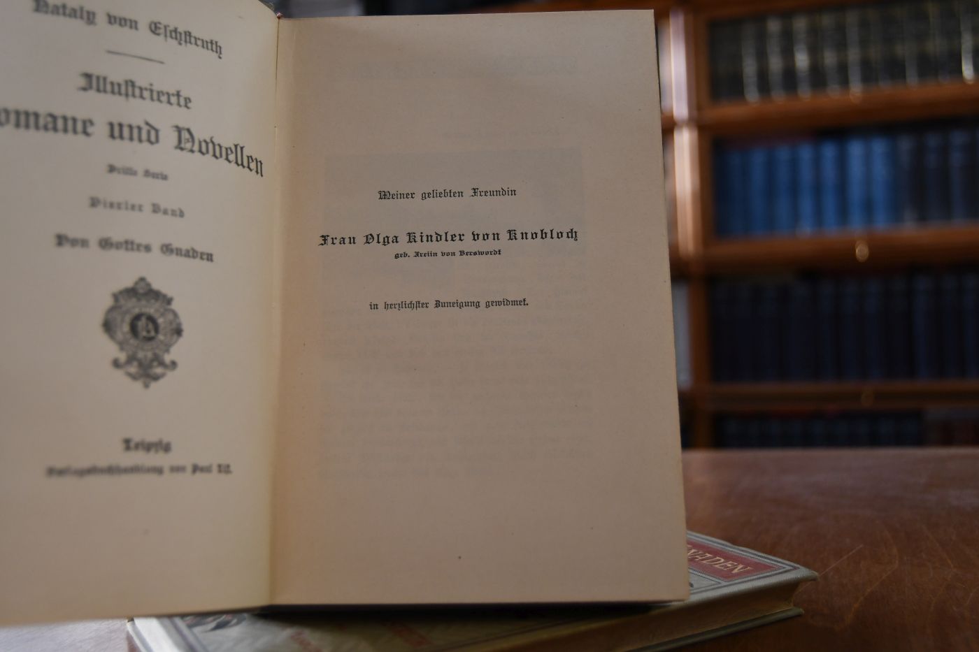 Von Gottes Gnaden. Roman. Mit Illustrationen von A. Mandlich. 2 Bde. (komplett).