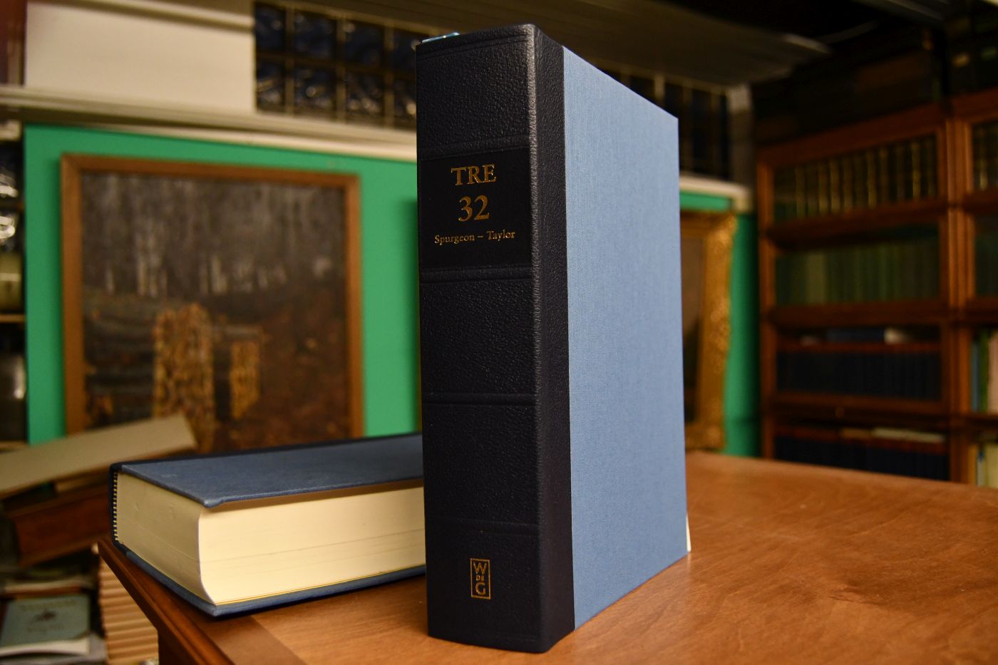 Theologische Realenzyklopädie. Bd. 1-36 + Abkürzungsverzeichnis und Register zu den Bänden 1-27. Bde. 1-26 in Halbkunstlederbänden. Bde. 27-36 in Einzellieferungen mit der originalen Einbanddecke.