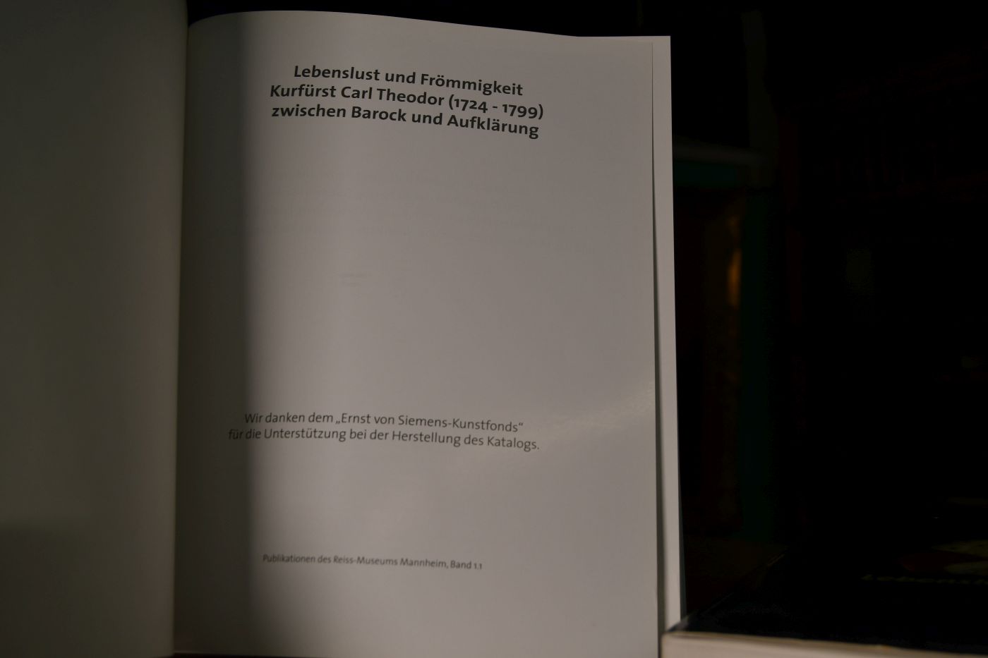 Lebenslust und Frömmigkeit. Kurfürst Karl Theodor (!722-1799) zwischen Barock und Aufklärung. Handbuch und Ausstellungskatalog, 2 Bde.