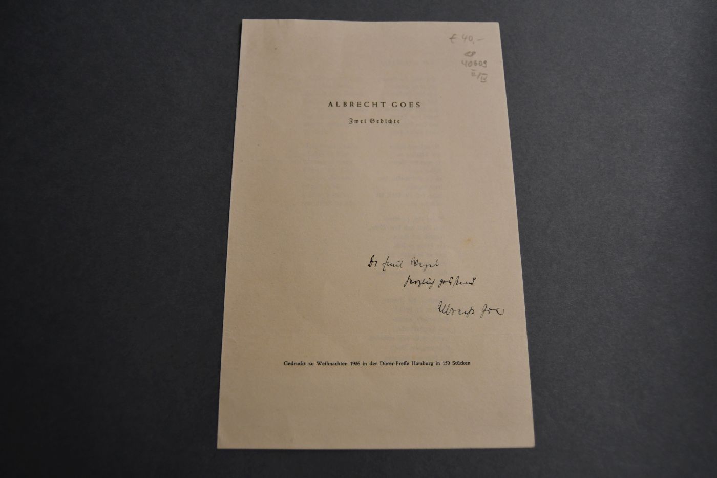 3 einseitige, unterschriebene maschinenschriftliche Briefe und ein handschriftlich gewidmeter Sonderdruck von Albrecht Goes (1908-2000) an den Pädagogen Dr. Emil Wezel (1905-1984) vom 19.8.1939, 25.2.1940 und vom 16.3. o.J.