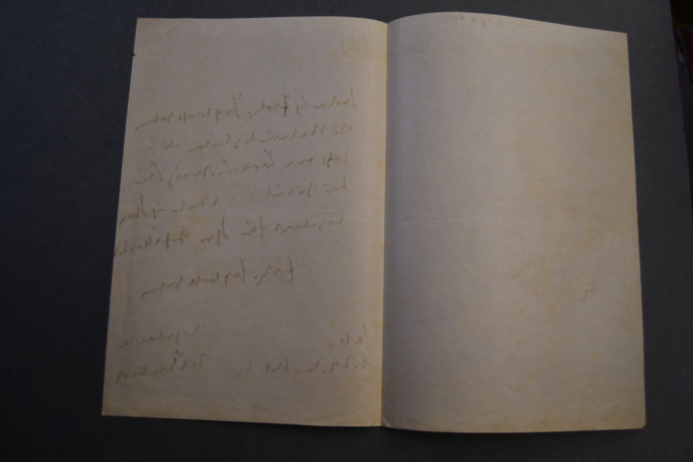Handschriftlicher Brief des deutschen Mediziners und Professors in Halle Peter David Krukenberg (1787 - 1865) an eine unbekannte Person.