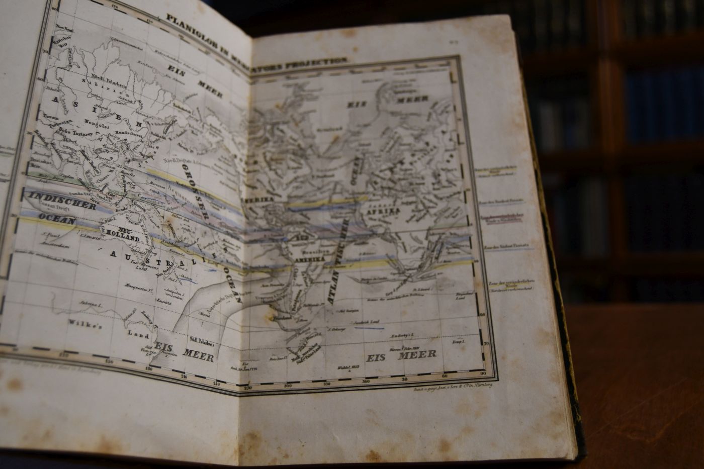 Geographischer Schul-Atlas über alle Theile der Erde und das Wichtigste über das Weltgebäude.