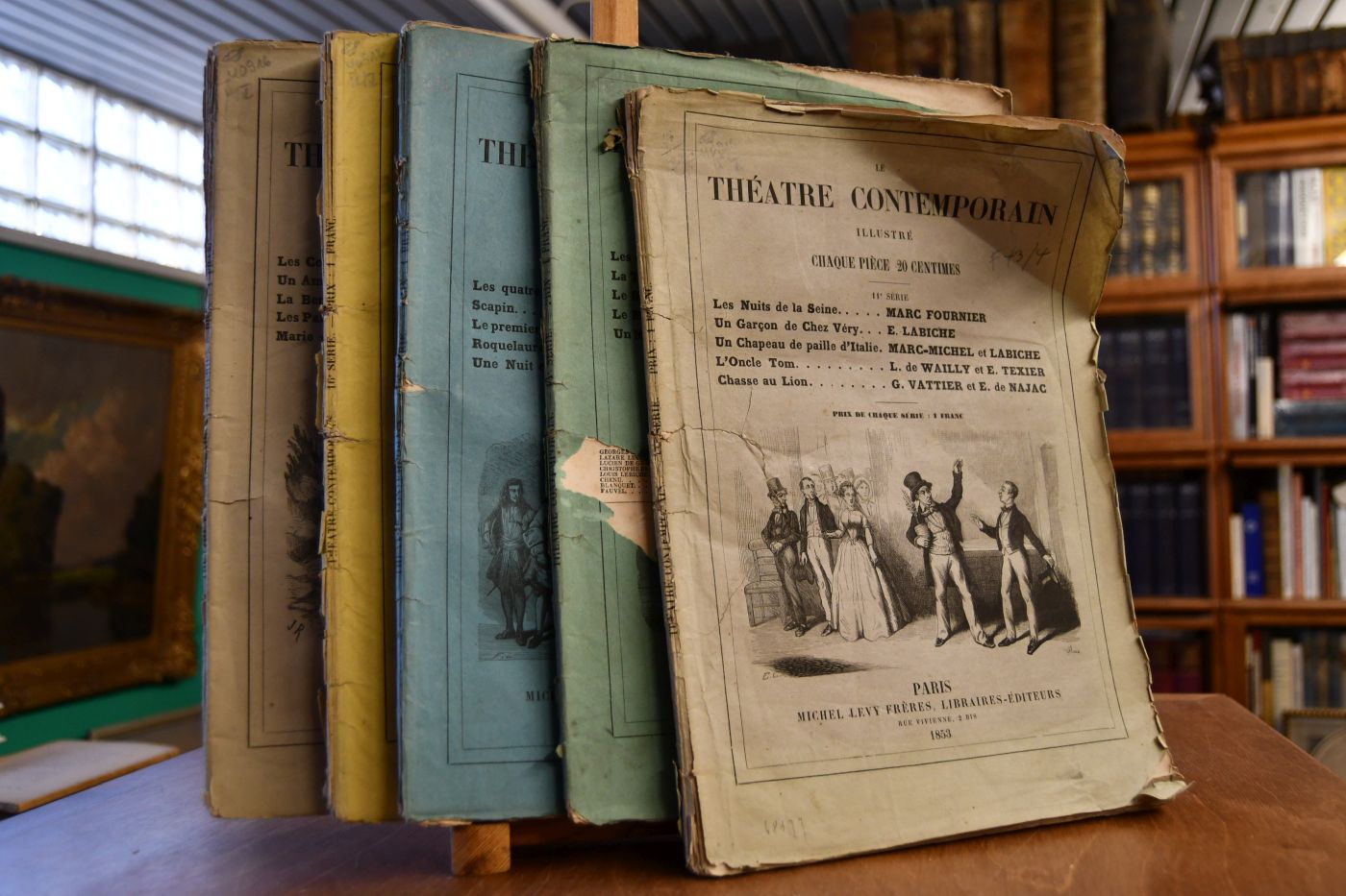 Le Theatre Contemporain Illustre. 11e, 14e, 15e, 16e, 17e Serie. in 5 Heften mit jeweils 5 Stücken undje einer Illustration.