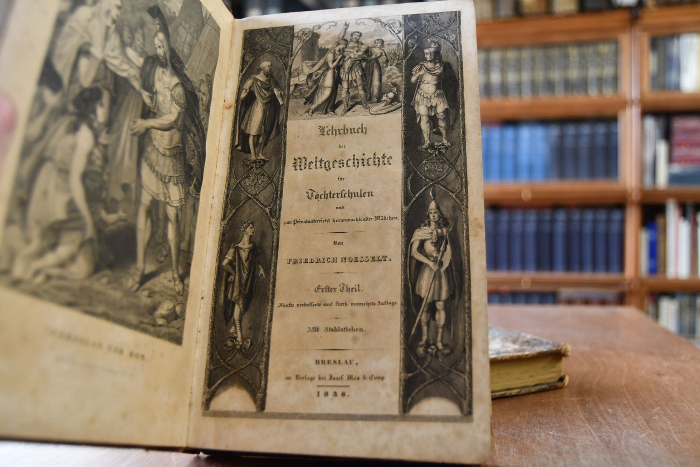 Lehrbuch der Weltgeschichte für Töchterschulen und zum Privatunterricht heranwachsender Mädchen. Erster + Zweiter Theil in 2 Bdn.