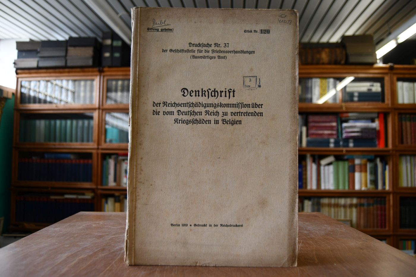 Denkschrift der Reichsentschädigungskommission über die vom Deutschen Reich zu vertretenden Kriegsschäden in Belgien.