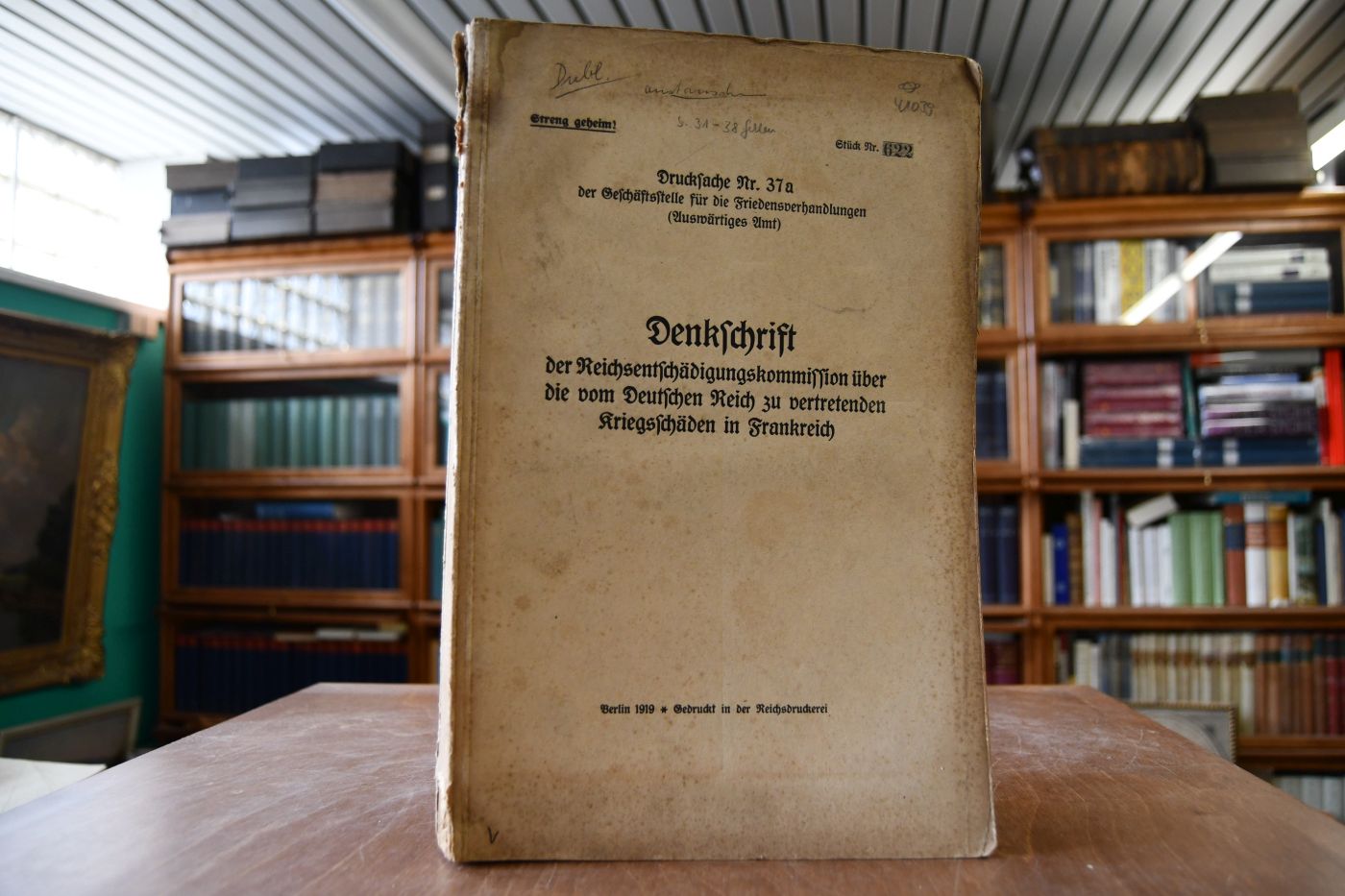 Denkschrift der Reichsentschädigungskommission über die vom Deutschen Reich zu vertretenden Kriegsschäden in Frankreich.