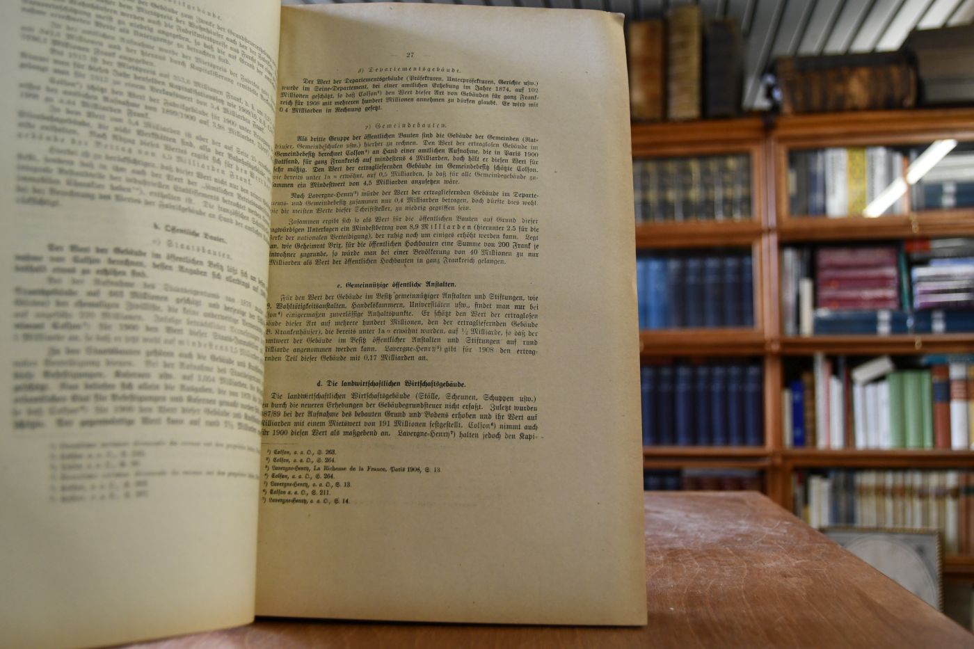 Denkschrift der Reichsentschädigungskommission über die vom Deutschen Reich zu vertretenden Kriegsschäden in Frankreich.