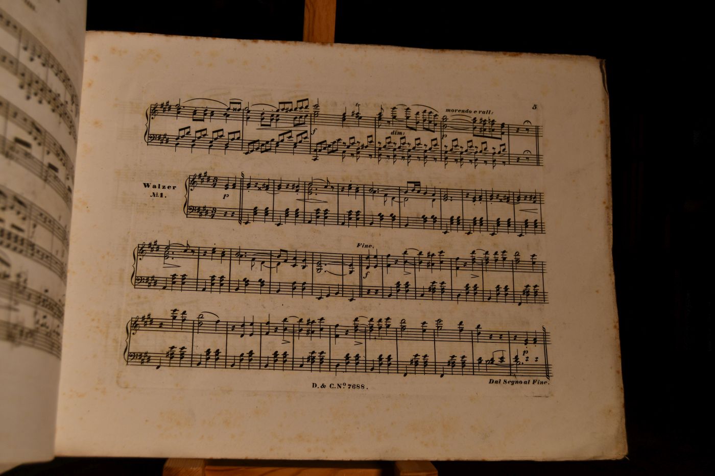 Zauberschleier-Walzer für das Piano-Forte nach A. Emil Titl`s Motiven des Zauberspieles gleichen Namens. Componirt und dem wohlgebornen Herrn Franz Xav. Told von Doldenburg achtungsvoll gewidmet. Der vertanzte Schlaf.