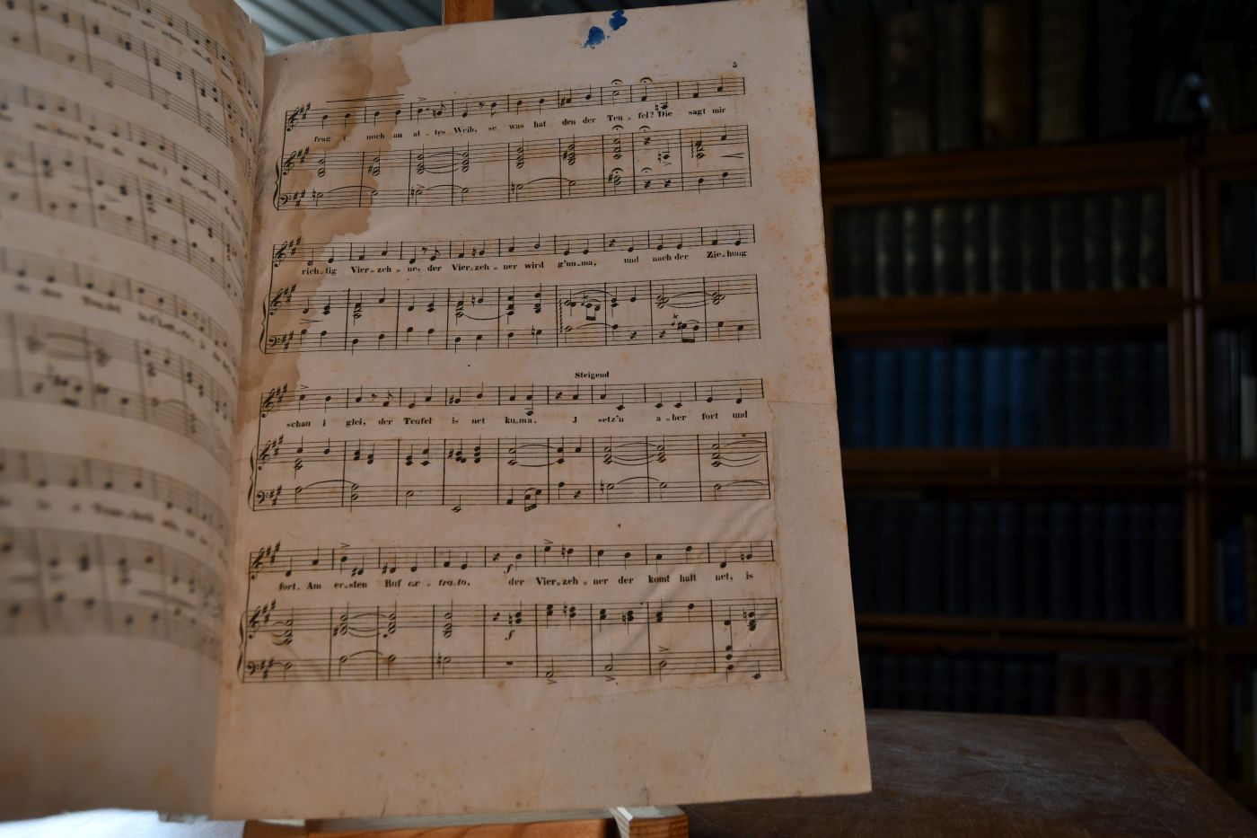 Mir hat a mal vom Teufel tramt. Gedichtet von M.A. Grandjean, in Musik gesetzt für eine Singstimme mit Begleitung des Piano-Forte und Johann Nestroy freundlichst zugeeignet. Op. 118.