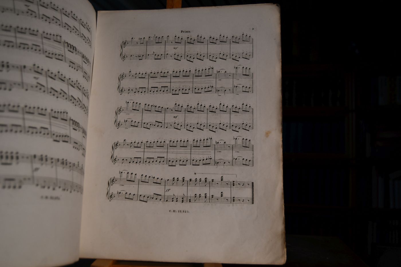 10 Opernmelodien für junge Pianisten. Mit besonderer Rücksicht auf kleine Hände im leichten Style arrangiert. 44. Werk. 1. Heft, enthält 1. Der schwarze Domino v. Auber. 2. Robert der Teufel v. Meyerbeer. 3. Stradella v. Flotow. 4. Sonnambula v. Bellini. 5. Lucrezia Borgia v. Donizetti.