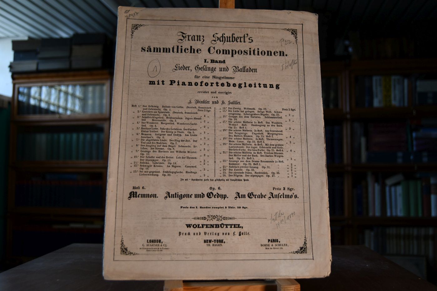 Franz Schubert`s sämmtliche Compositionen. I. Band Lieder, Gesänge und Balladen für eine Singstimme mit Pianofortebegleitung revidirt und corrigirt von L. Winkler und H. Sattler. Heft 6 Memnon, Antigone und Oedyp., Am Grabe Anselmo`s.
