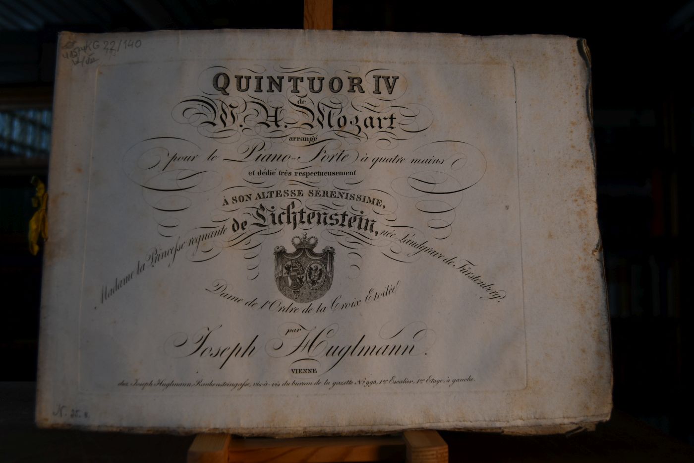 Quintuor I-VII de W.A. Mozart arrange pour le Piano-Forte a quatre mains par Joseph Huglmann. Widmungen von Huglmann Bd. 1 dedie tres respectueusement A Son Alteße Serenißime Monsigneur le Prince Innocent d`Odescalchi. Bd. 2 dedie a Madame Josephine de Wadassz nee Schill. Bd. 3 dedie a Madame la Comtesse de Choiseul Daillecourt nee Comtesse de Sereny. Bd. 4 dedie a son Altesse Serenissime Madame la Princesse regnante de Lichtenstein, nee Landgrave de Fürstenberg. Bd. 5 dedie a son Altesse Madame Francoise Princesse de Liechtenstein, nee Comtesse de Wrbna. Bd. 6 dedie a Madame la Comtesse de Trautmannsdorff, nee Comtesse de Karolyi. Bd. 7 dedie a son Excellence Monsieur le Comte Ferdinand de Troyer.