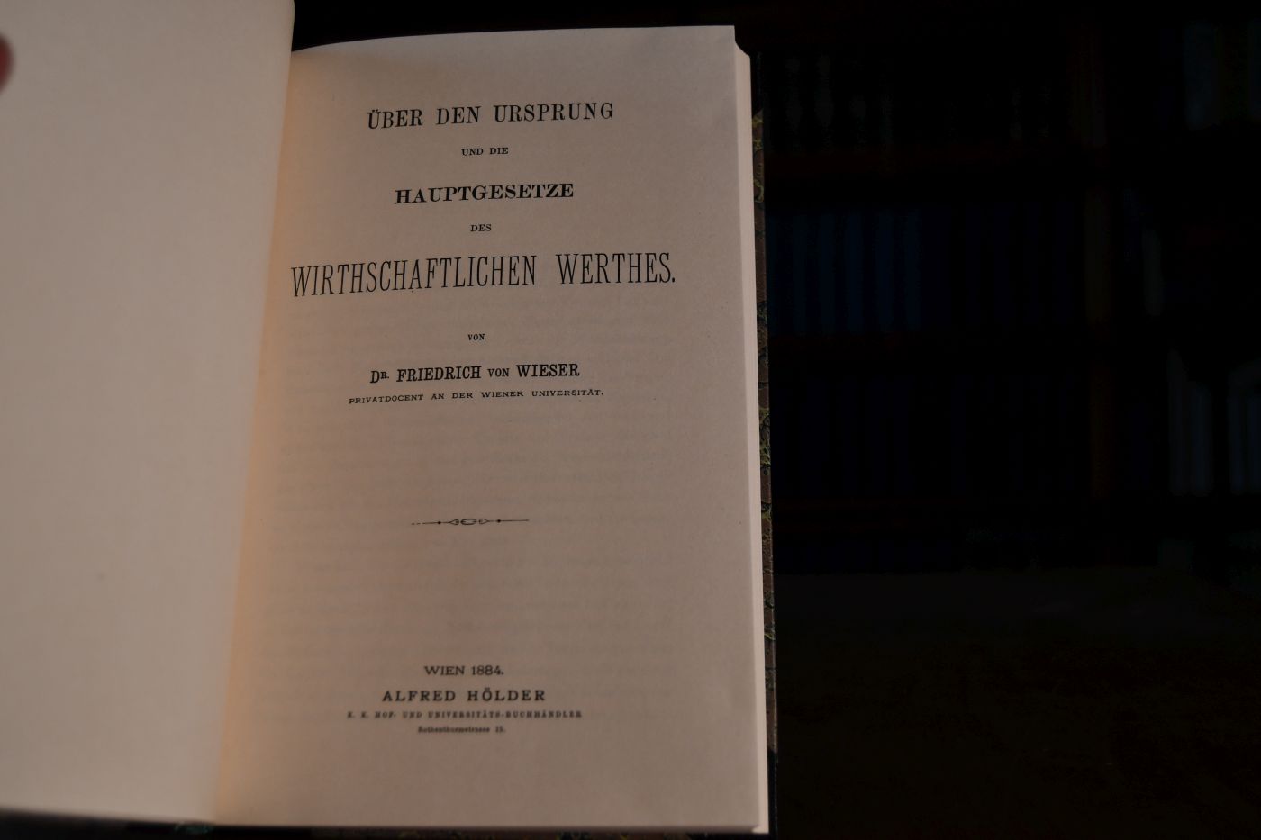 Über den Ursprung und die Hauptgesetze des wirthschaftlichen Werthes. Beigegeben Vademecum zu einem Klassiker der österreichischen Schule, Herausgeber; Herbert Hax, Düsseldorf, Verlag Wirtschaft und Finanzen, 1999, 159 S., Pappband, ISBN 3878811381.