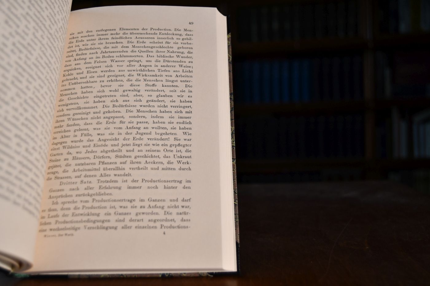 Über den Ursprung und die Hauptgesetze des wirthschaftlichen Werthes. Beigegeben Vademecum zu einem Klassiker der österreichischen Schule, Herausgeber; Herbert Hax, Düsseldorf, Verlag Wirtschaft und Finanzen, 1999, 159 S., Pappband, ISBN 3878811381.