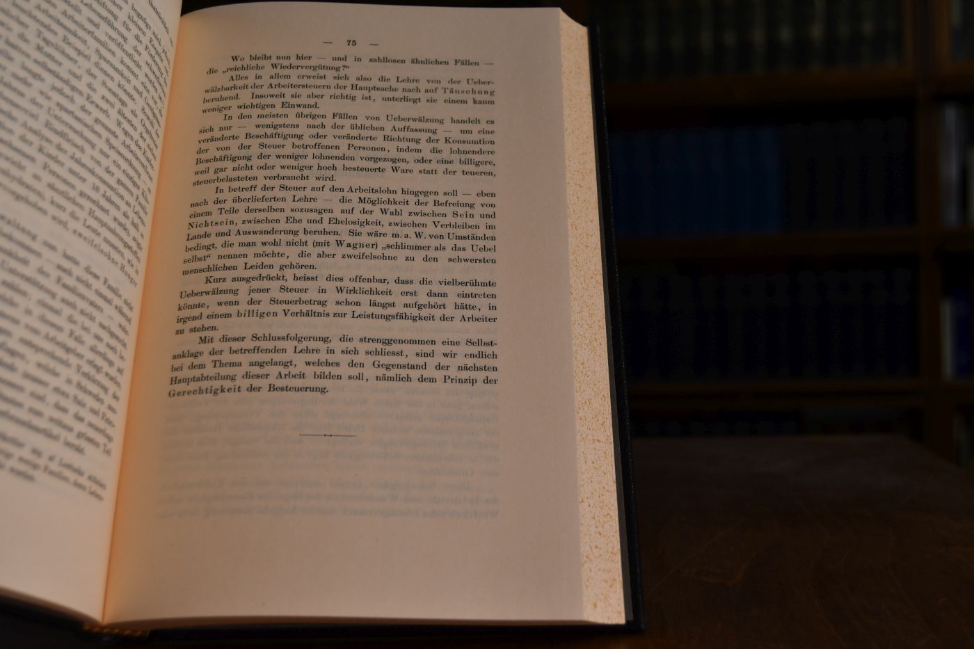Finanztheoretische Untersuchungen nebst Darstellung und Kritik des Steuerwesens Schwedens. Beigegeben Vademecum zu einem anregenden Klassiker der ökonomischen Wissenschaft, Düsseldorf, Verlag Wirtschaft und Finanzen, 1988, 78 S., Pappband, ISBN 3878810326.