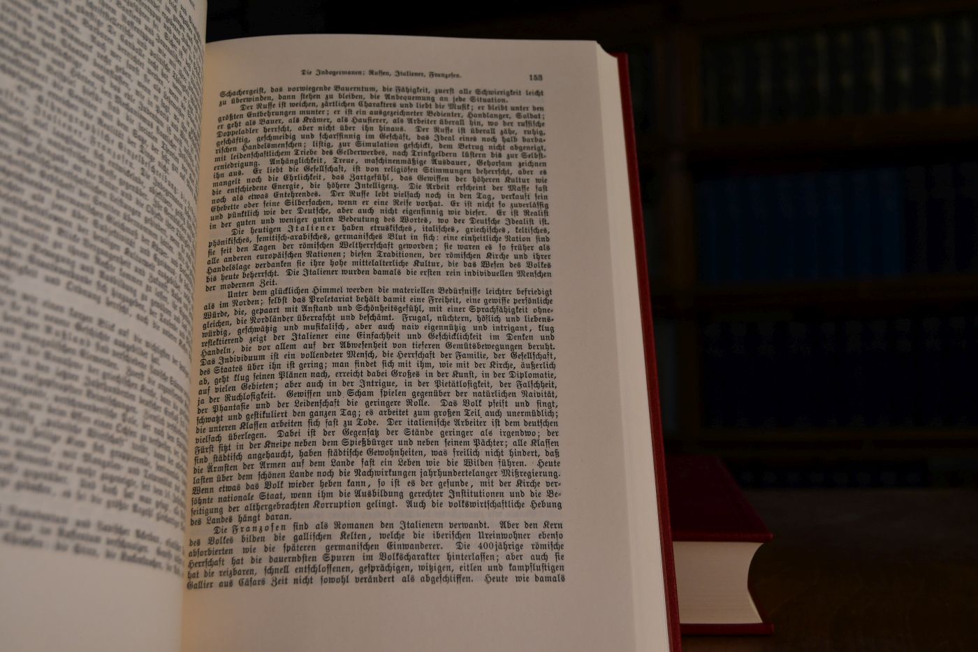 Grundriß der Allgemeinen Volkswirtschaftslehre. 1. + 2. Teil. Beigegeben Vademecum zu einem Klassiker der historischen Methode in der ökonomischen Wissenschaft, Düsseldorf, Verlag Wirtschaft und Finanzen, 1989, 123 S., Pappband, ISBN 3878810385.