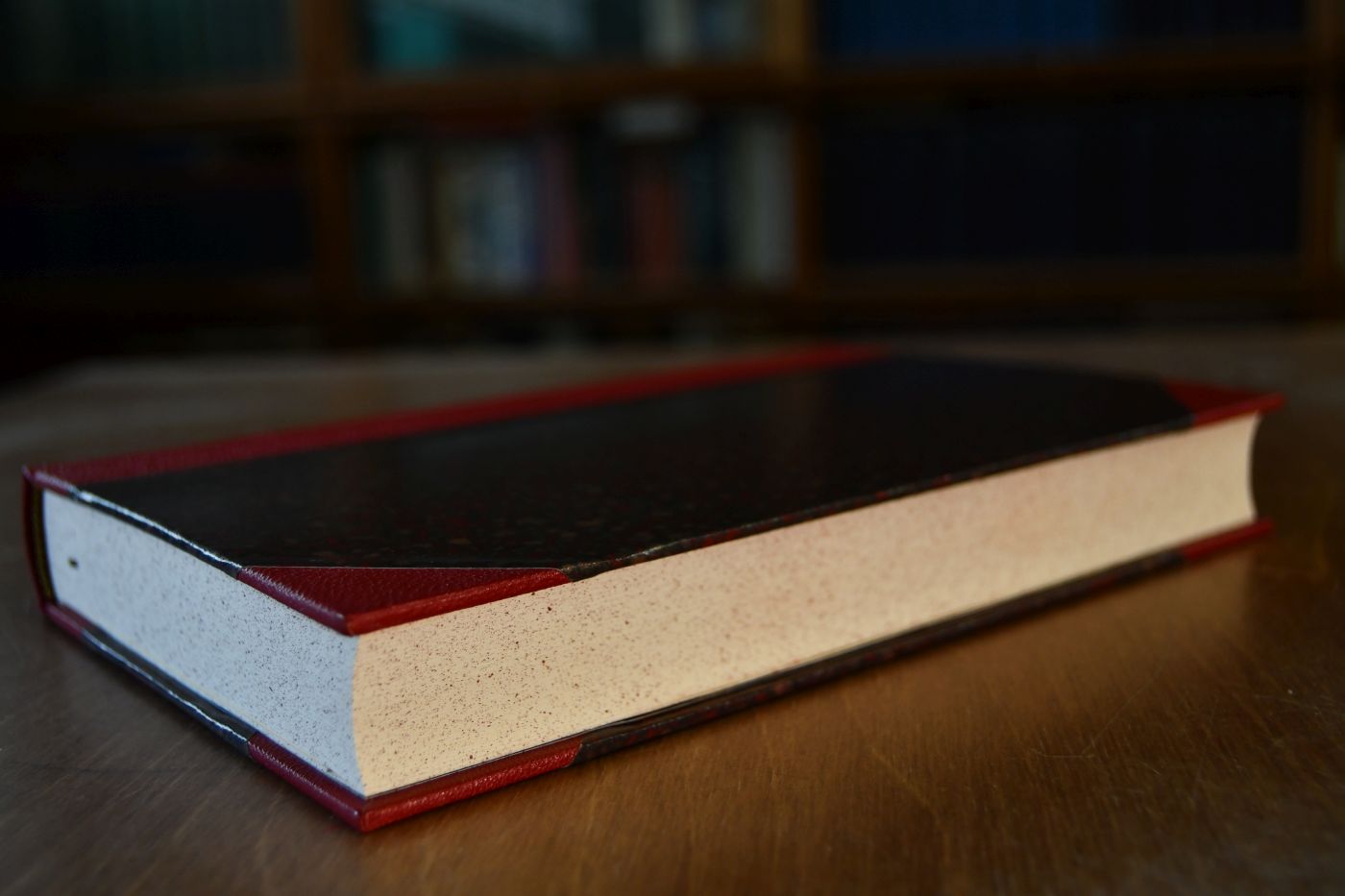 Elements d`Economie politique pure ou Theorie de la Richesse sociale. Beigegeben Vademecum zu einem zentralen Klassiker der ökonomischen Statik, Düsseldorf, Verlag Wirtschaft und Finanzen, 1988, 108 S., Pappband, ISBN 3878810318.