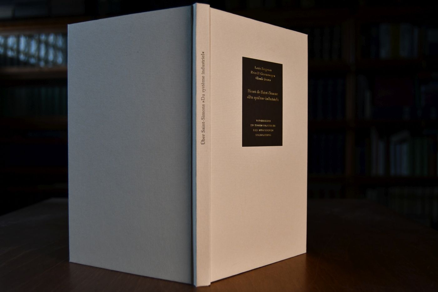 Du Systeme industriel. Beigegeben Vademecum zu einem Klassiker des utopischen Sozialismus, Düsseldorf, Verlag Wirtschaft und Finanzen, 1998, 123 S., Pappband, ISBN 3878811314.