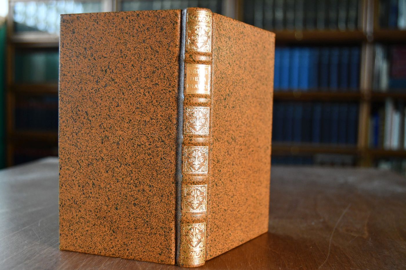 Le Detail de la France. Beigegeben Vademecum zu dem Kolumbus der Nationalökonomie, Düsseldorf, Verlag Wirtschaft und Finanzen, 1988, 108 S., Pappband, ISBN 3878811047.