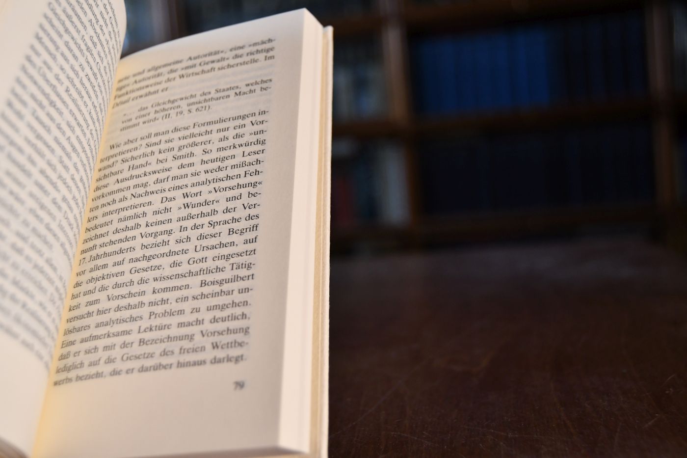 Le Detail de la France. Beigegeben Vademecum zu dem Kolumbus der Nationalökonomie, Düsseldorf, Verlag Wirtschaft und Finanzen, 1988, 108 S., Pappband, ISBN 3878811047.