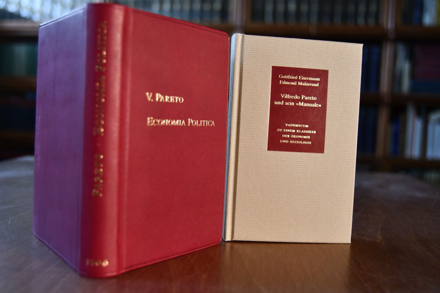 Manuale di Economia Politica. Beigegeben Vademecum zu einem Klassiker der Ökonomie und Soziologie, Düsseldorf, Verlag Wirtschaft und Finanzen, 1992, 245 S., Pappband, ISBN 3878810709.