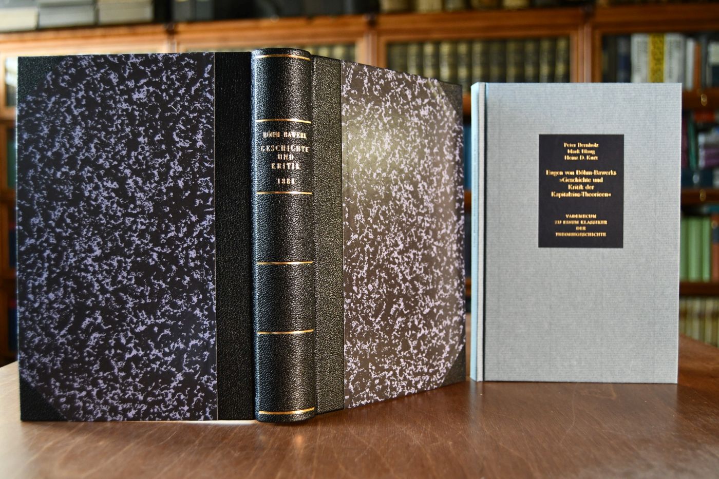 Geschichte und Kritik der Kapitalzins-Theorien. Beigegeben Vademecum zu einem Klassiker der Theoriegeschichte, Düsseldorf, Verlag Wirtschaft und Finanzen, 1994, 182 S., Pappband, ISBN 3878810857.
