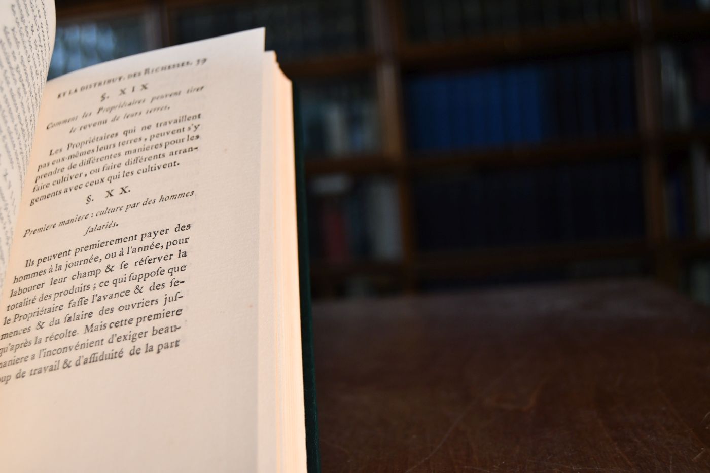 Reflexions sur la Formation et la Distribution des Richesses. Beigegeben Vademecum zu einem weitblickenden Mitbegründer der Klassik, Düsseldorf, Verlag Wirtschaft und Finanzen, 1990, 136 S., Pappband, ISBN 3878810520.