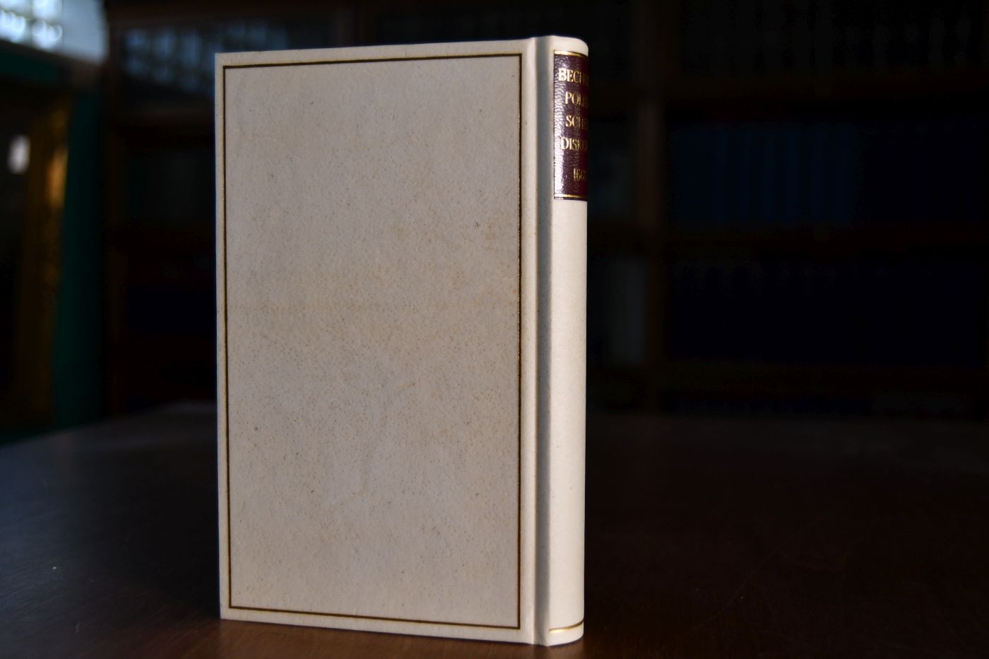 Politischer Discurs. Beigegeben Vademecum zu einem universellen merkantilistischen Klassiker, Düsseldorf, Verlag Wirtschaft und Finanzen, 1990, 119 S., Pappband, ISBN 3878810547.