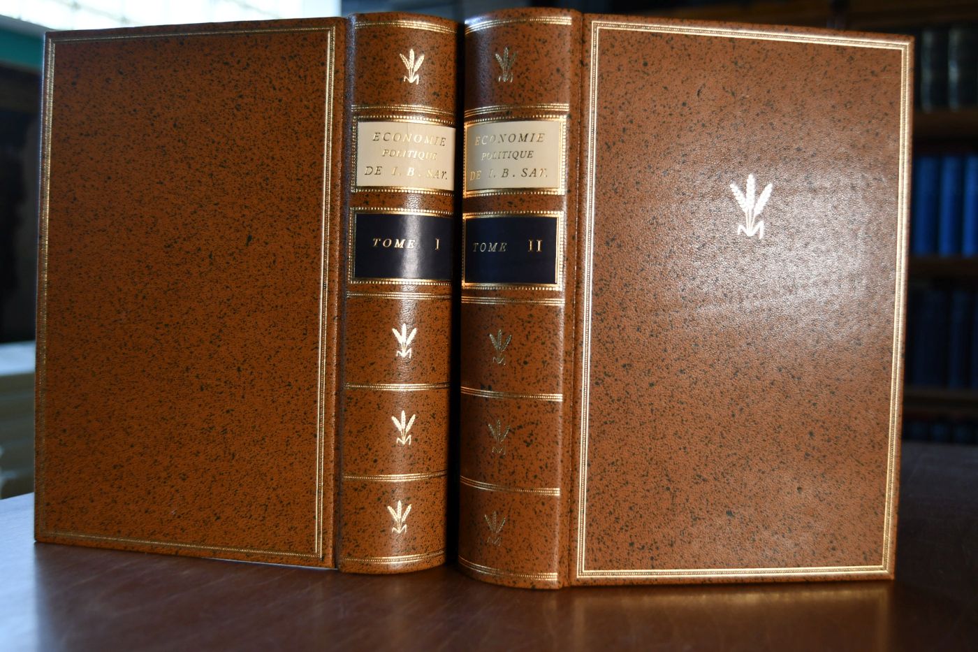 Traite d`Economie Politique Tom. I+II. Beigegeben Vademecum zu einem frühen Klassiker, Düsseldorf, Verlag Wirtschaft und Finanzen, 1986, 108 S., Pappband, ISBN 3878810148.