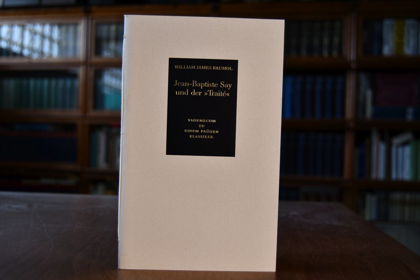 Traite d`Economie Politique Tom. I+II. Beigegeben Vademecum zu einem frühen Klassiker, Düsseldorf, Verlag Wirtschaft und Finanzen, 1986, 108 S., Pappband, ISBN 3878810148.