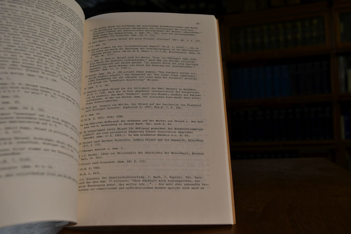Ludwig Uhland. Werk und Wirkung. Festschrift des Uhland-Gymnasiums Tübingen zum 200. Geburtstag des Politikers, Gelehrten, Dichters.