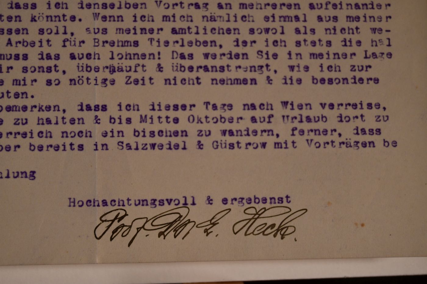 Unterschriebenes, maschinenschriftliches Schreiben von Ludwig Heck, legendärer Zoologe, 43 Jahre lang Direktor des Berliner Zoologischen Gartens (1860-1951) vom 1. Oktober 1909 an den Danziger Lehrer und Botaniker Konrad Lakowitz (1859-1945).