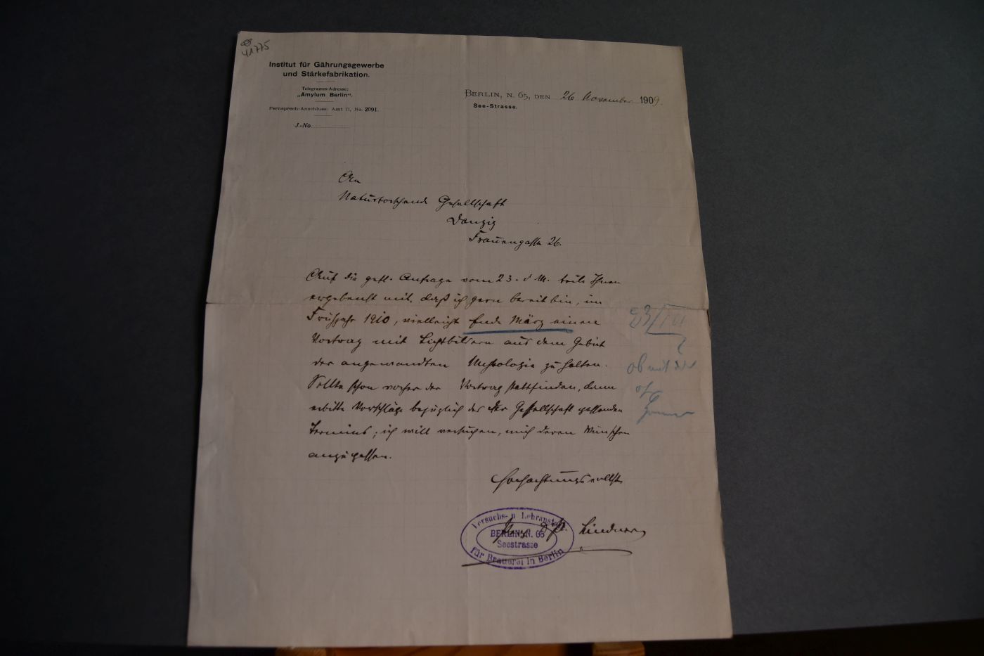 Handschriftliches Schreiben des deutschen Mikrobiologen Paul Lindner (1861-1945) vom 26. November 1909 an den Danziger Lehrer und Botaniker Konrad Lakowitz (1859-1938).