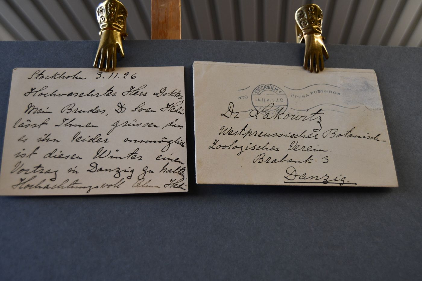 Handschriftliche Briefkarte der Schwester von Sven Hedin Alma Hedin (1876-1958) vom 3. November 1926 an den Danziger Lehrer und Botaniker Konrad Lakowitz (1859-1938).
