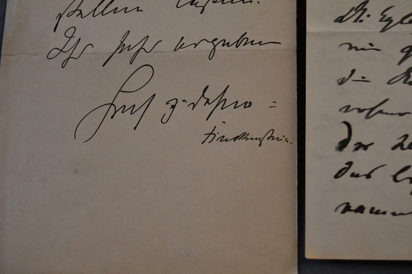 Handschriftliche Briefe des deutschen Reichstagsabgeordneten Konrad August Karl Friedrich Graf Finck von Finckenstein (1856-1921) an den Danziger Lehrer und Botaniker Konrad Lakowitz (1860-1916) vom 24. Mai 1914 und vom 2. Juni 1914.