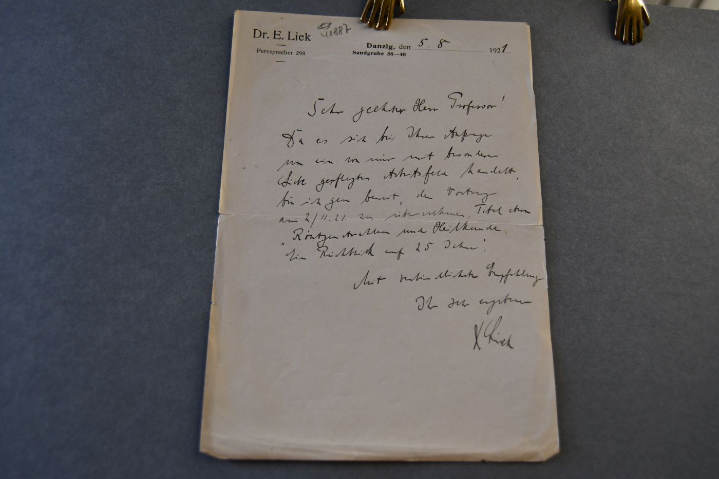 Handschriftlicher Brief des Arztes und Publizisten Erwin Liek (1878-1935) vom 5. August 1921 an den Danziger Lehrer und Botaniker Konrad Lakowitz (1859-1938).