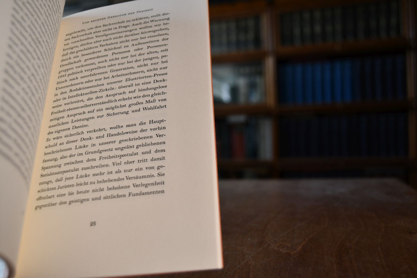 Vom rechten Gebrauch der Freiheit. Reden zur Verleihung des ersten Theodor-Heuss-Preises 1965 Ludwig Raiser, Hildegard Hamm-Brücher, Carl Friedrich von Weizsäcker.