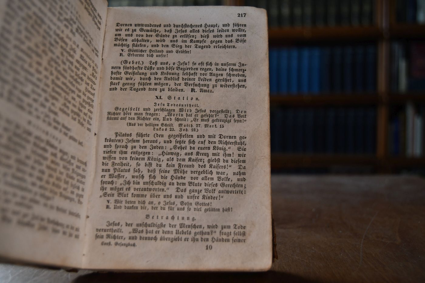 Christkatholisches Gesang- und Andachtsbuch zum Gebrauche bei der öffentlichen Gottesverehrung in dem (ehemaligen) Bisthum Constanz.