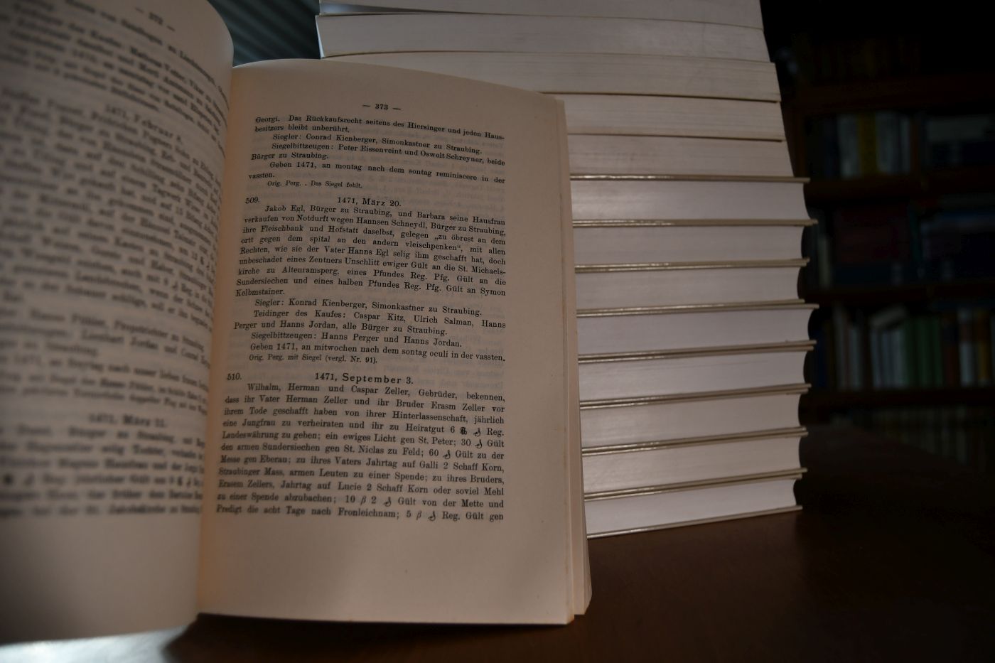 Jahresbericht des historischen Vereins für Straubing und Umgebung. Vorhanden folgende Jahrgänge 1917, 1951, 1956, 1961, 1963, 1985, 2000, 2001, 2002, 2003, 2004, 2005, 2006, 2007, 2008, 2009, 2011, 2012, 2013, 2014. Einzelband 25 Euro.