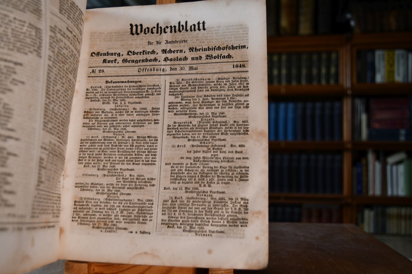 Wochenblatt für die Amtsbezirke Offenburg, Oberkirch, Achern, Rheinbischofsheim, Kork, Gengenbach, Haslach und Wolfach 1848. Es fehlen die Hefte 1, evtl. noch ein Heft 90 (letztes vorhandene Heft Nr. 89 vom 29. Dezember).