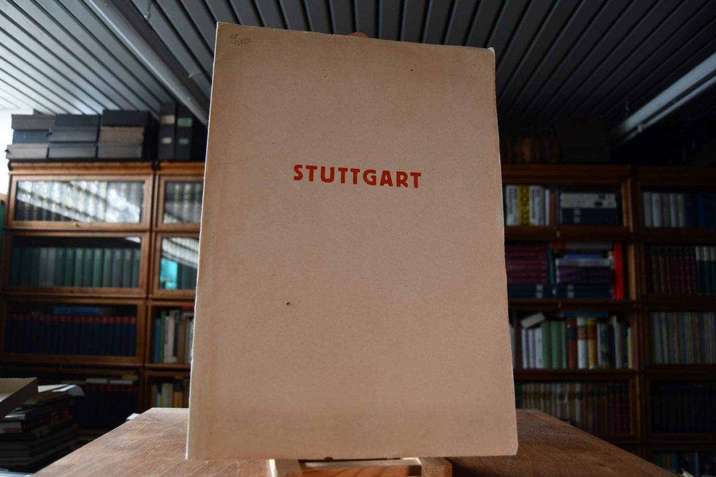 Stuttgart. Mappe mit 8 Lithographien. Jeweils von Alfred Eichhorn mit Bleistift signiert und bezeichnet.