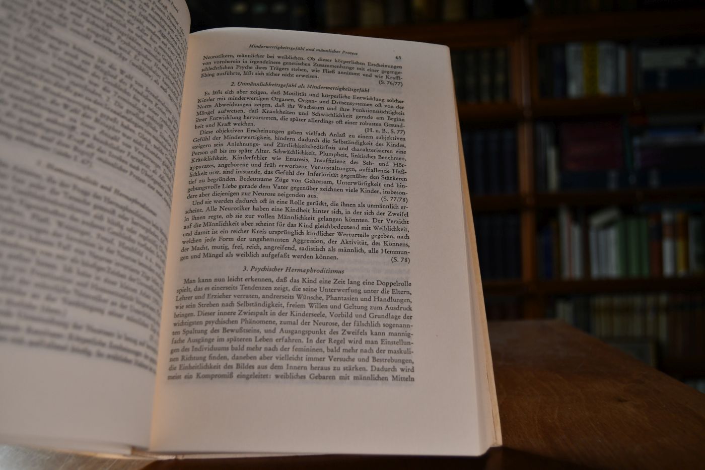 Alfred Adlers Individualpsychologie. Eine systematische Darstellung seiner Lehre in Auszügen aus seinen Schriften.