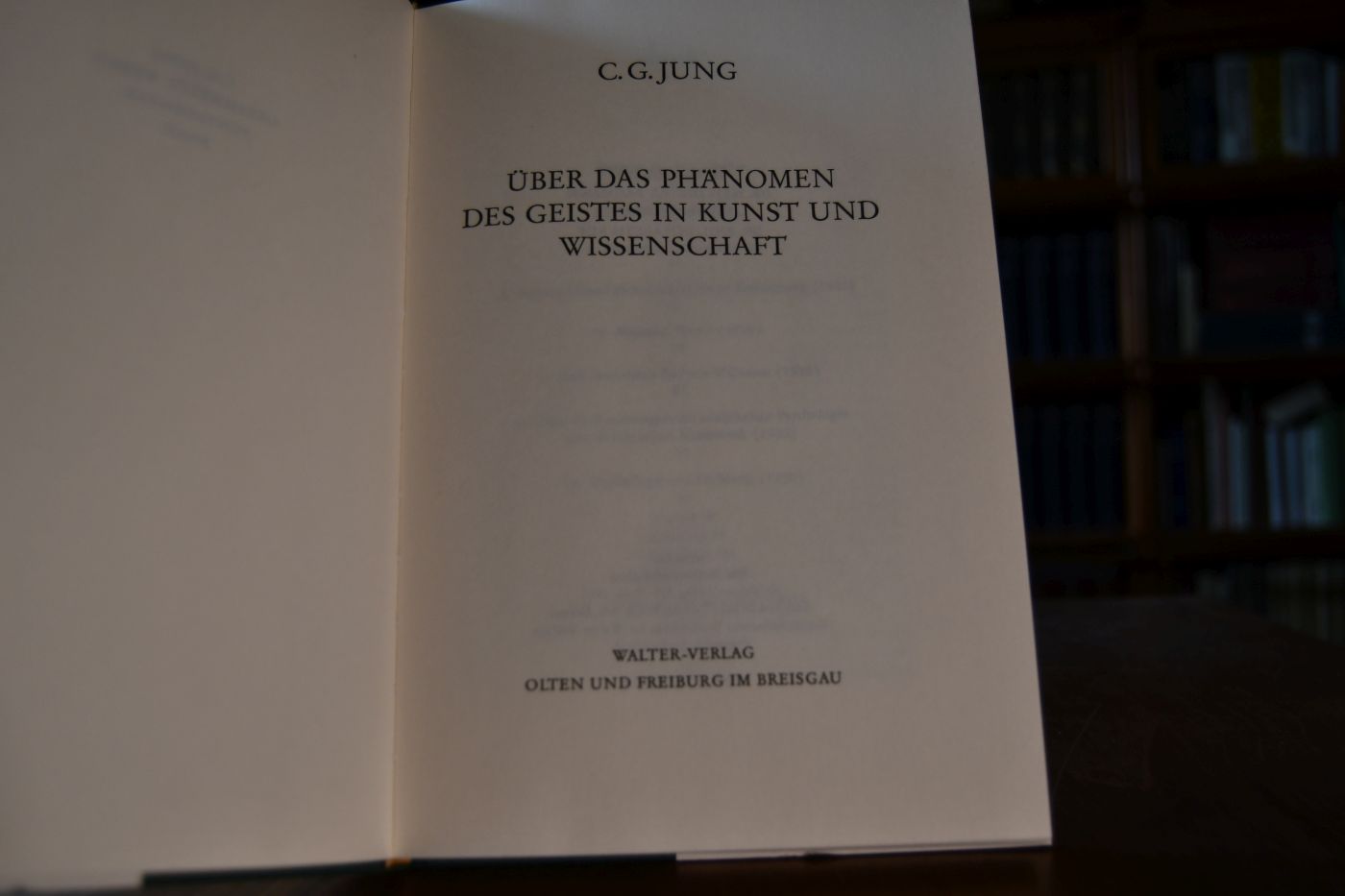 Über das Phänomen des Geistes in Kunst und Wissenschaft.