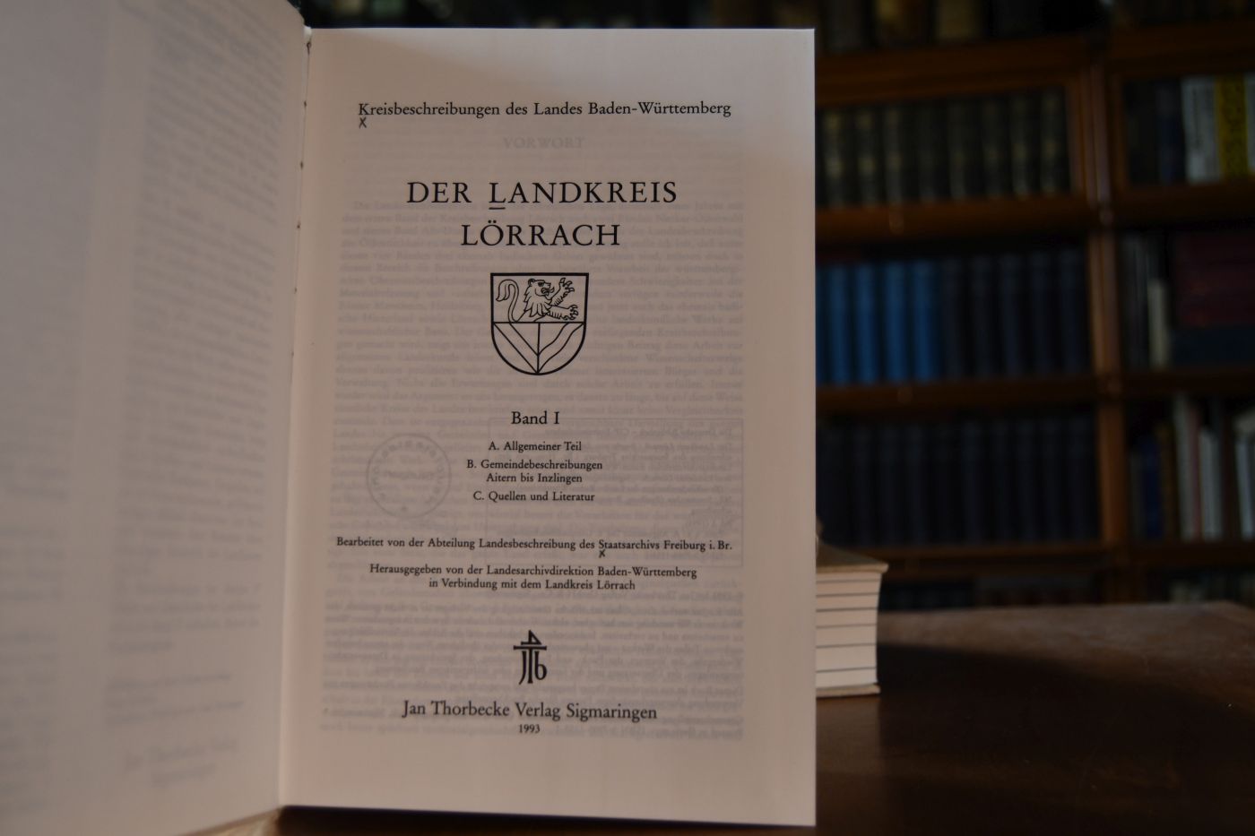 Der Landkreis Lörrach 2 Bände und Beilagenmappe.