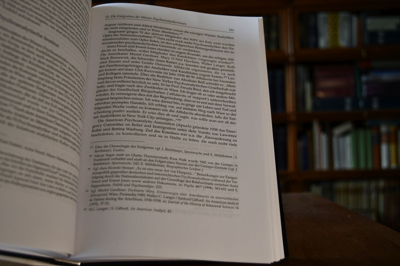 Hölderlin, Feuchtersleben, Freud Beiträge zur Geschichte der Psychoanalyse, der Psychiatrie und zur Neurologie.