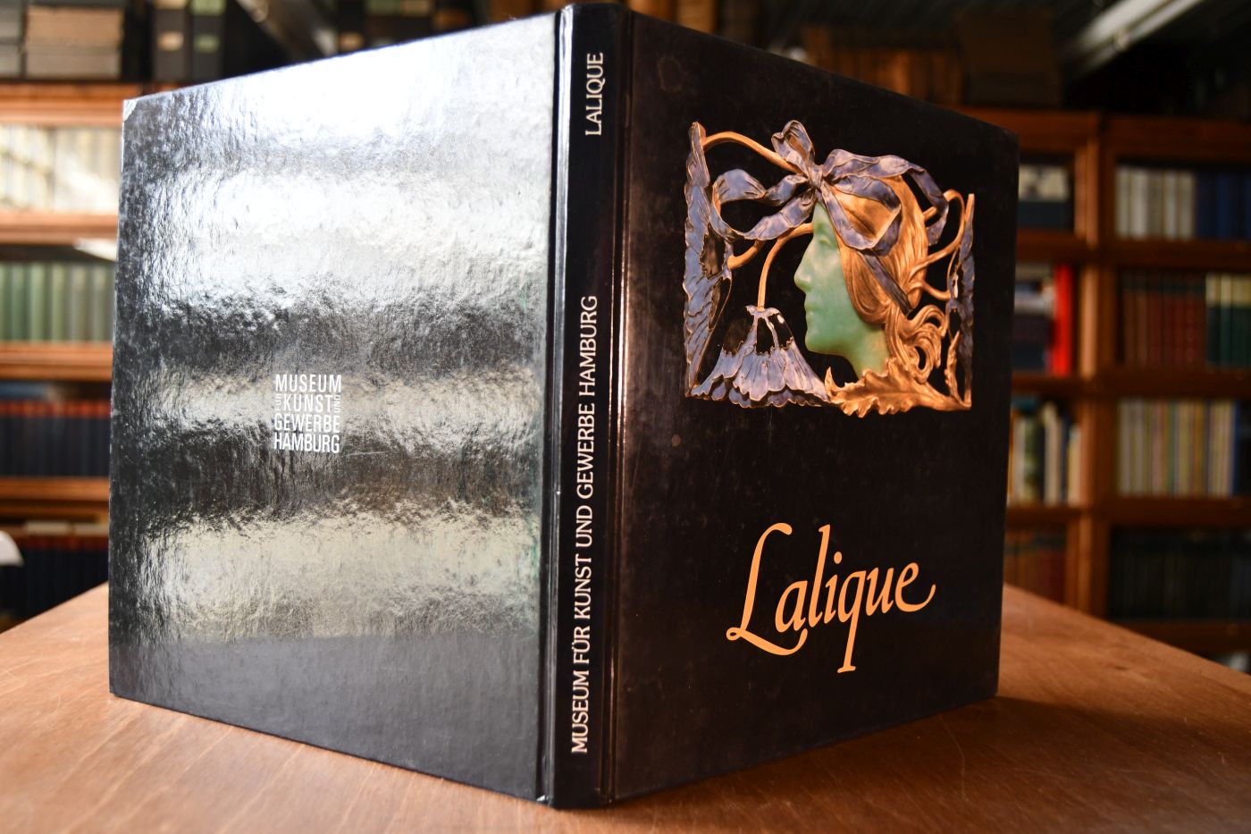 LALIQUE. Schmuckkunst des Jugendstils. Gulbenkian-Stiftung Lissabon und deutscher Museumsbesitz.