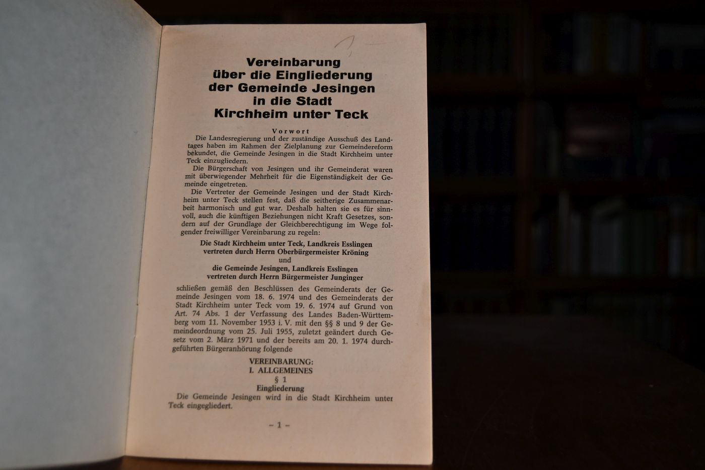 Vereinbarung über die Eingliederung der Gemeinde Jesingen in die Stadt Kirchheim unter Teck.