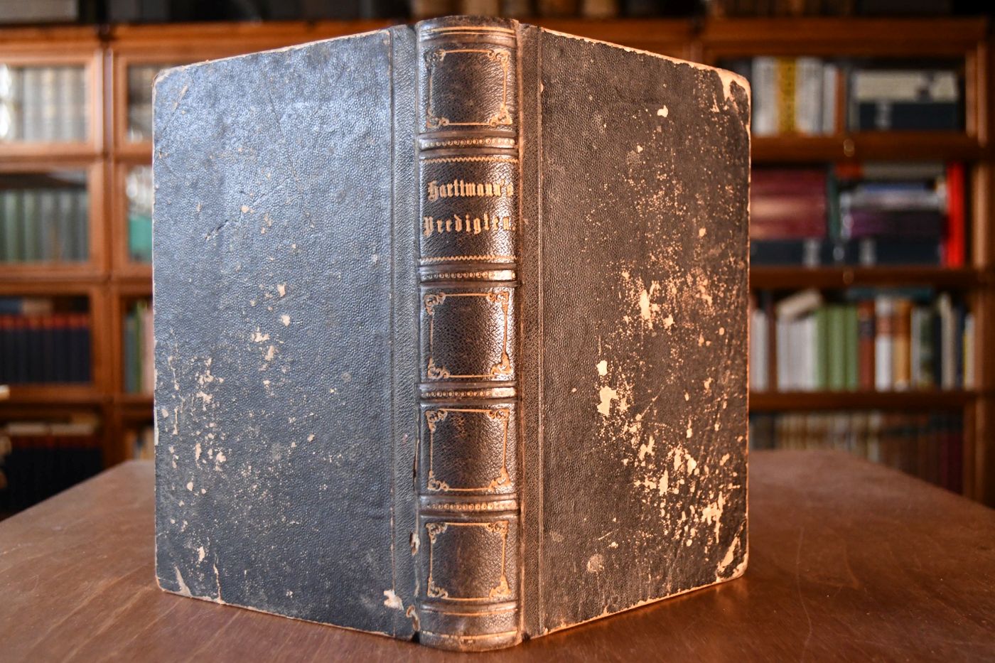 M. Carl Friedrich Hartmann`s Stadtpfarrers und Superintendenten zu Neuffen (später in Lauffen), Predigten über die Sonn-, Fest- und Feiertags-Evangelien nebst einem Anhang von sechs Passions-Predigten und einem Lebenslauf des Verfassers.