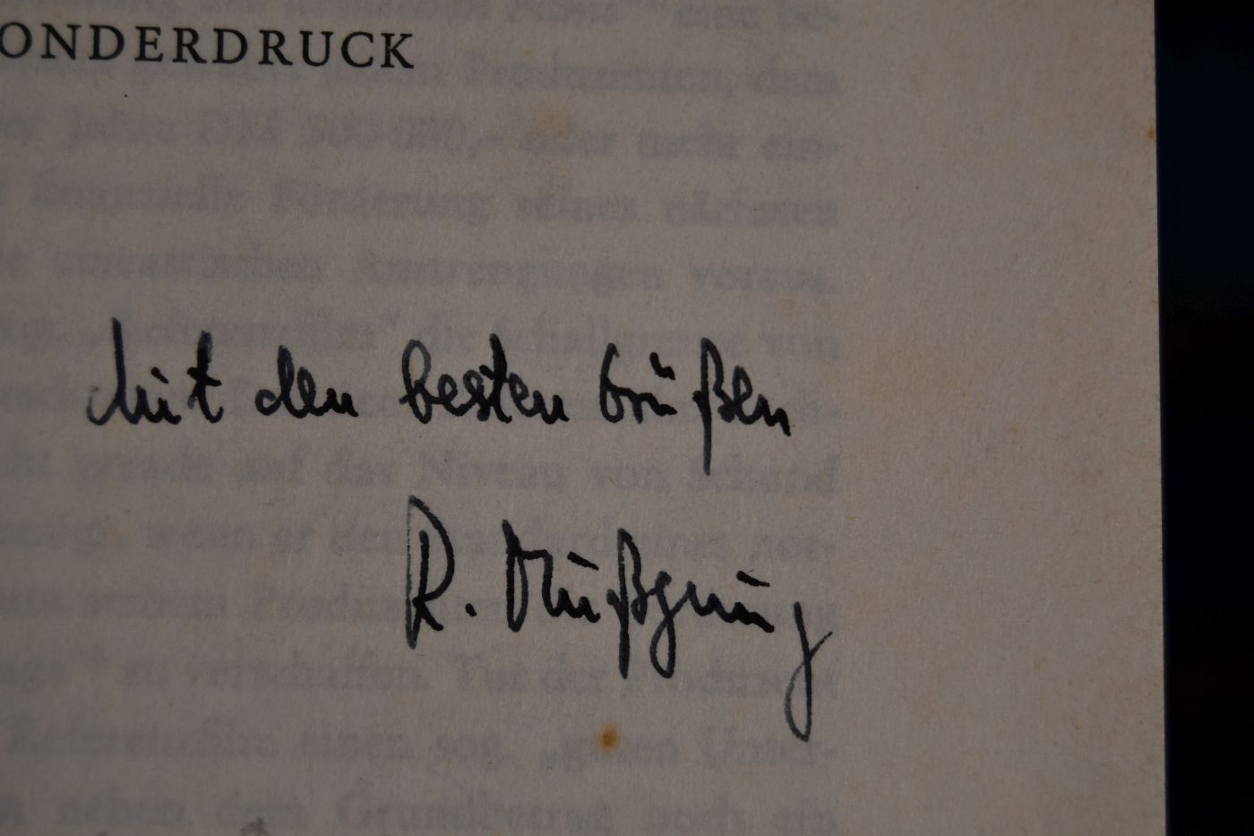 Die zweckgebundene öffentliche Abgabe.